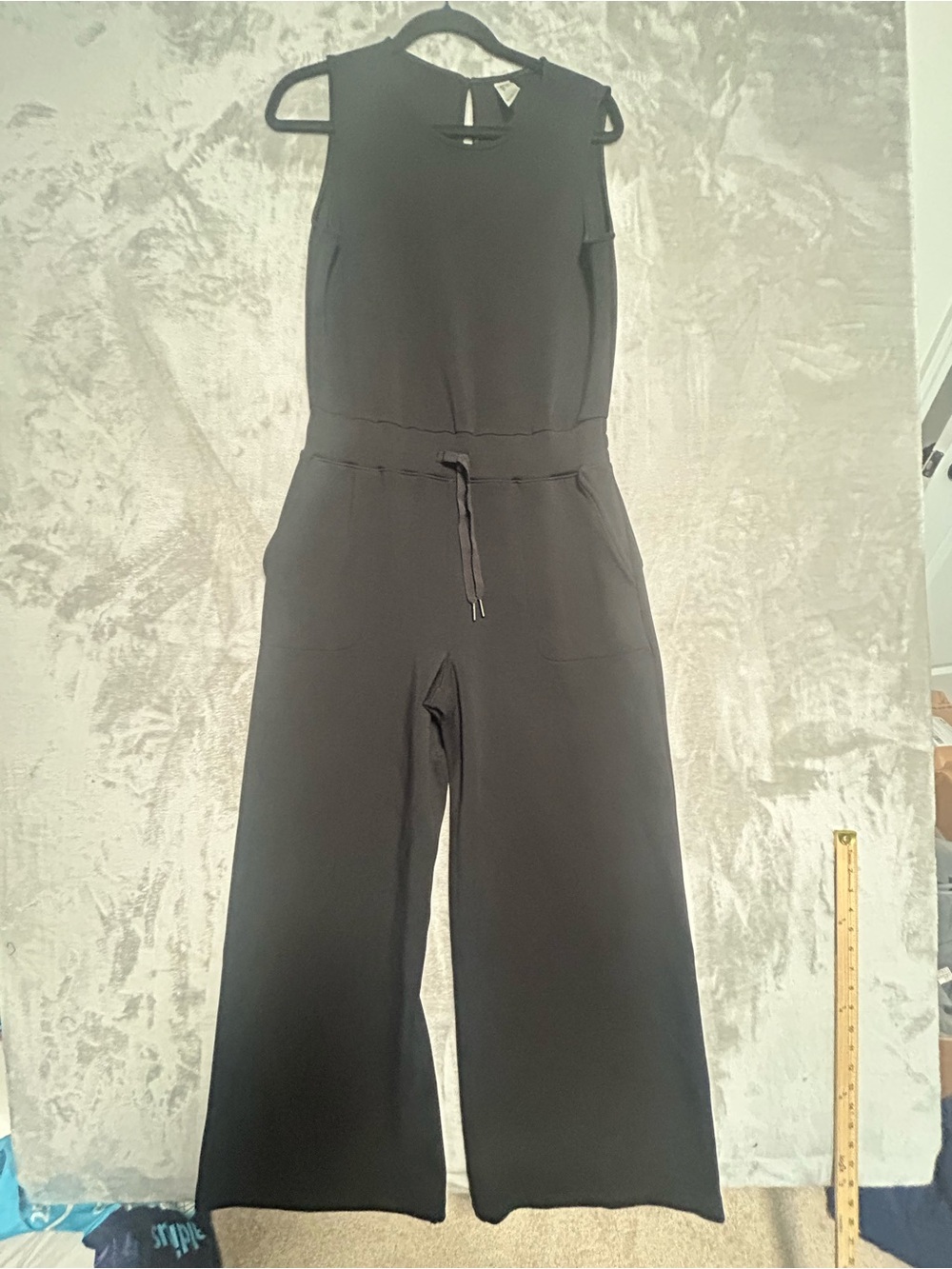 Spanx Air Essentials Sleeveless Jumpsuit Women’s Medium Black